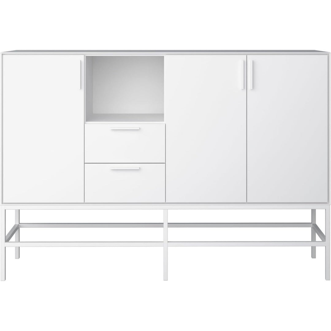 Ein Metallgestell trifft auf 2 Schubladen an dem Sideboard