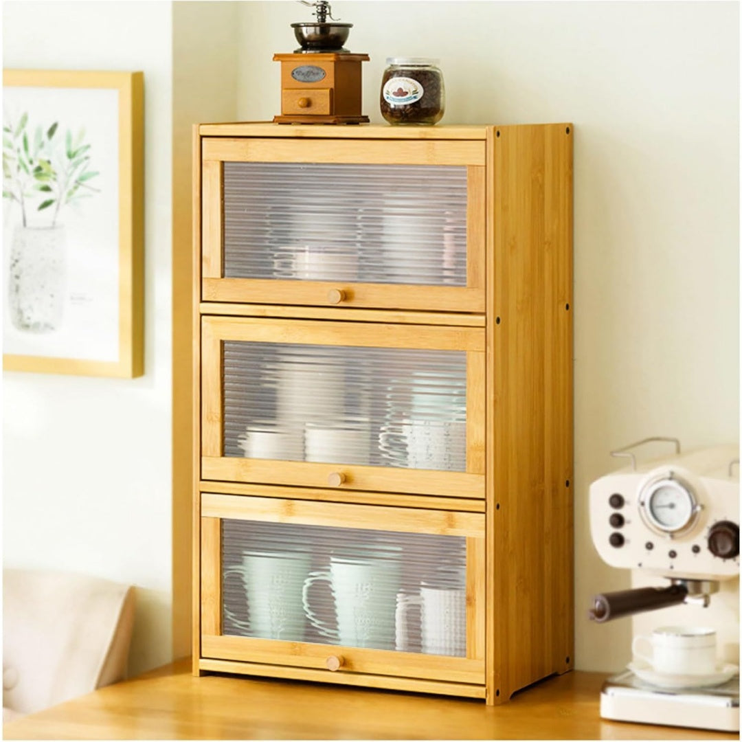 Sideboard mit geschlossenem Stauraum und Bambuselementen