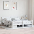Bettgestell mit den Massen 160 x 200 cm in Weiss aus Massivholz