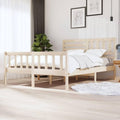 Das Bettgestell misst 160 x 200 cm in Naturbraun aus Massivholz