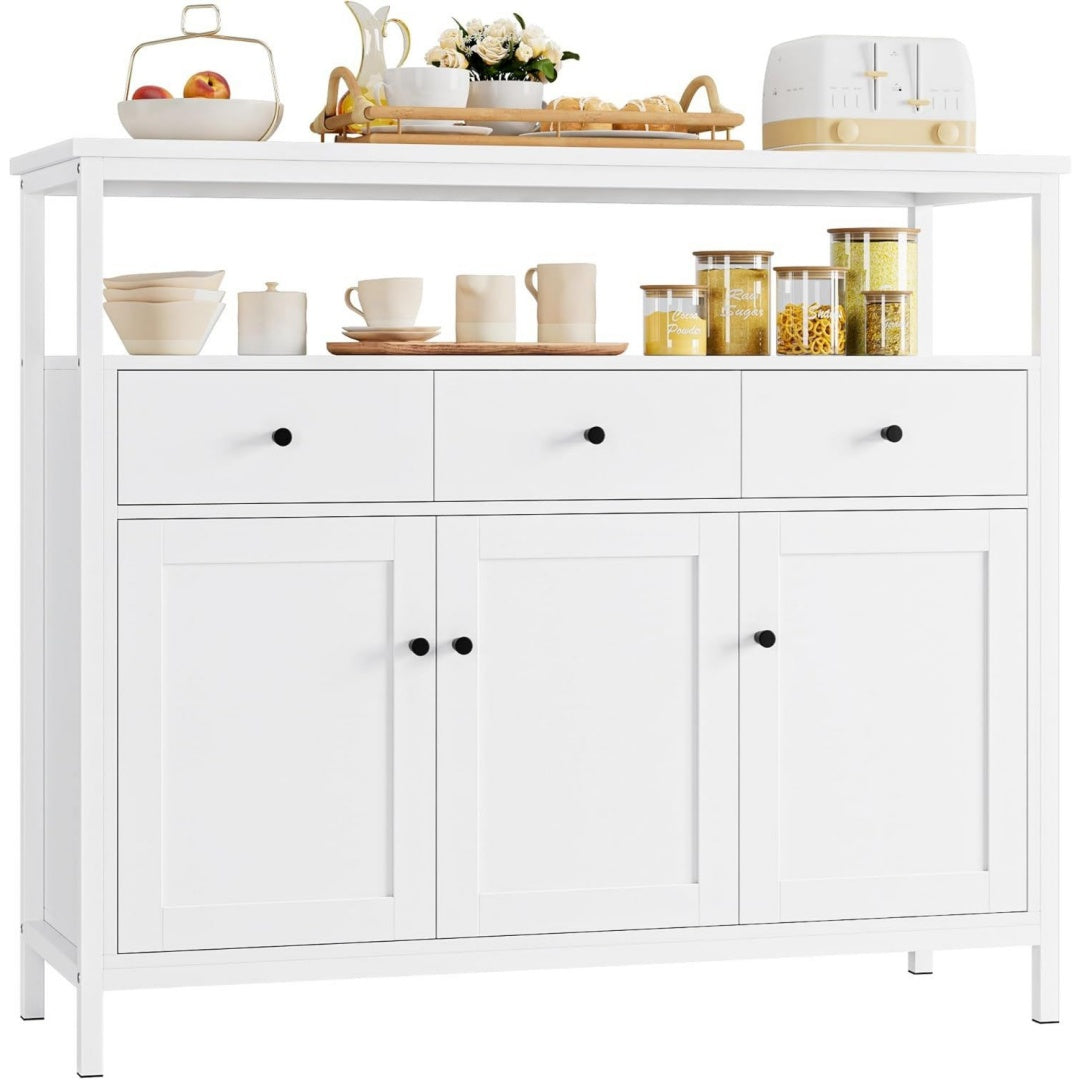 3 Tueren ergaenzen das Sideboard